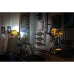 LANTERNA SPOTLIGHT LED 2 DCL043 (DEWALT) - Imagem 5