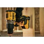 PARAFUSADEIRA/FURADEIRA DE IMPACTO COMPACTA 1/2  (13 MM) 20V MAX* LI-ION BRUSHLESS S/BAT E S/CARR DCD806 (DEWALT) - Imagem 6