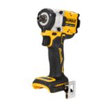 CHAVE DE IMPACTO COMPACTA 20V MAX* ION DE LITIO, SERIE ATOMIC COM 406NM DE TORQUE S/CARREG E S/BAT DCF922B (DEWALT)